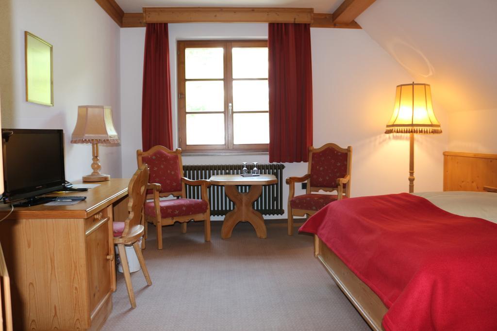 Zum Ochsen 3* Furtwangen